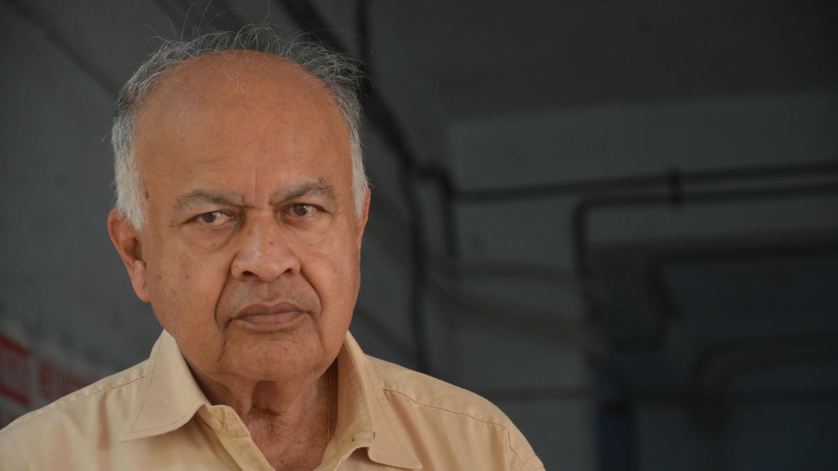 Dr. Jayant Narlikar