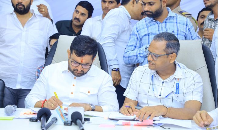 MLA Sunil Shelke